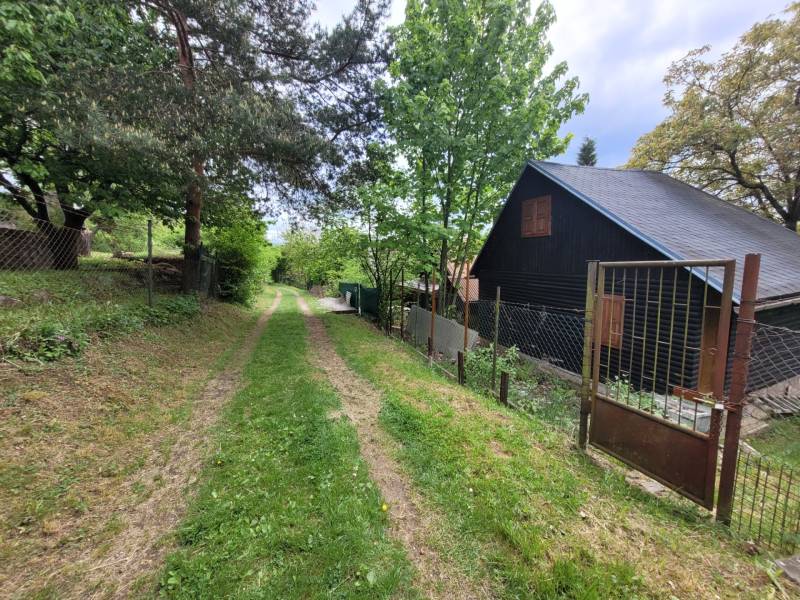 Chatka Fončorda so záhradou 391m2 
