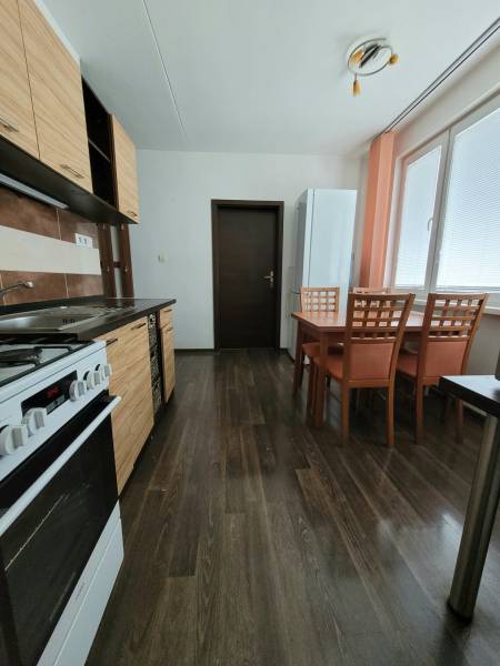 PREDAJ 2 izbový byt, Poľná, Banská Bystrica 
