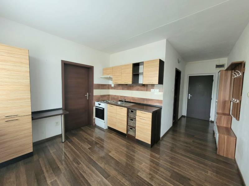 Predáme 2 izbový byt Radvaň Banská Bystrica